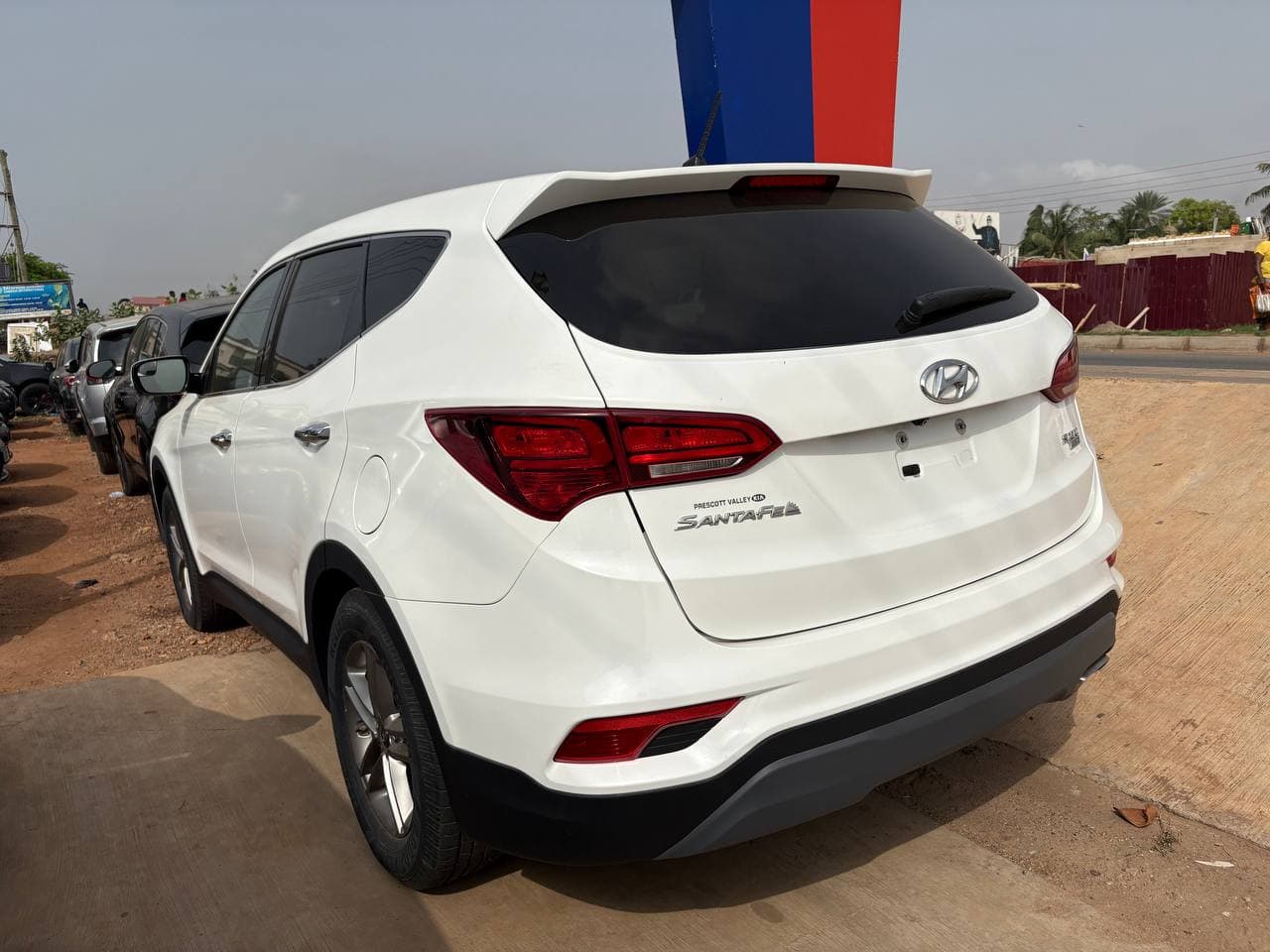 2018 Hyundai santafe - Image 3